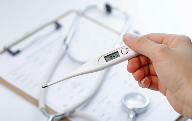 При какой температуре нужно немедленно вызвать скорую: это важно знать