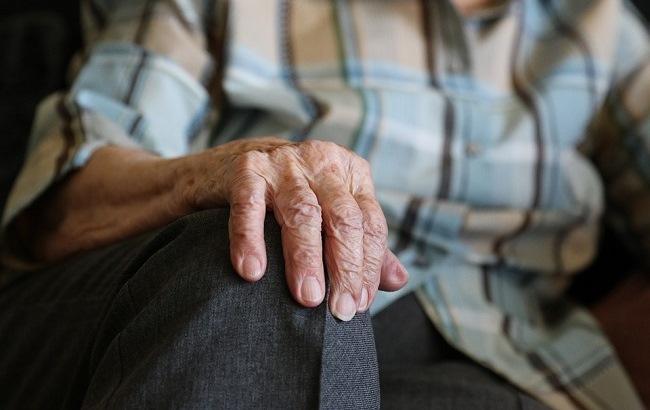 Підлеглі Кернеса зламали щелепу та ребра 72-річному пенсіонеру, – ЗМІ