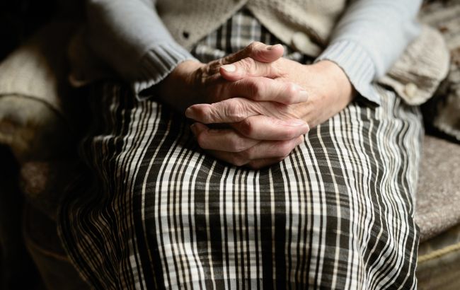 У Львові 80-річна бабуся подала милостиню кришнаїтам: причина вчинку змусить посміхнутися
