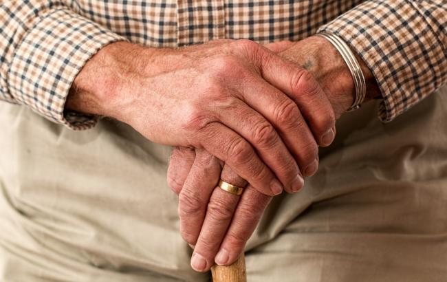 У Чернігові 91-річний пенсіонер став жертвою аферистів