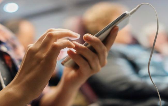 Державіаслужба рекомендує не використовувати Samsung Galaxy Note 7 в літаках