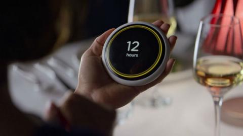 Творці "Чорного дзеркала" створили додаток для передбачення тривалості стосунків