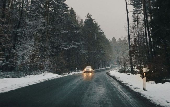 Как ездить в гололед: советы водителям, которые реально работают