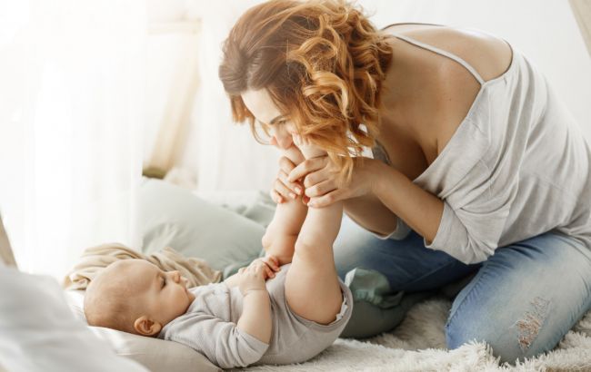 Дерматолог пояснила, яких новоутворень на шкірі малюка не варто боятись
