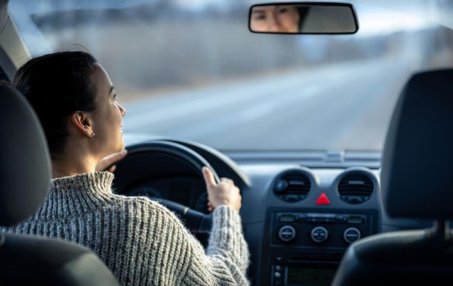 Названы самые вредные привычки водителей: не делайте так
