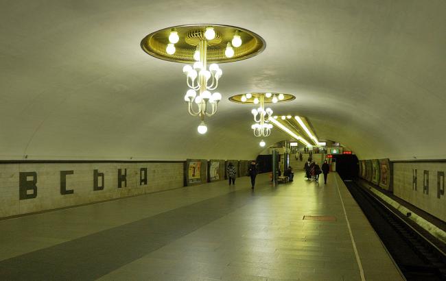 В киевском метро задержали мужчину с наркотиками