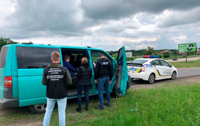 В Харькове пограничники задержали нелегального перевозчика из ОРДЛО