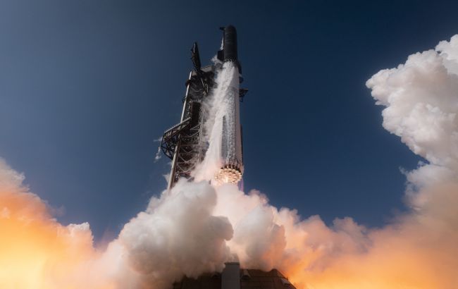 Ракета SpaceX вибухнула в Індійському океані після тестового польоту