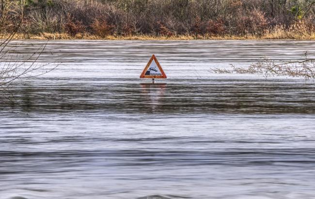 "За хлебом плавали на лодках": жители Черниговской области опасаются масштабного паводка