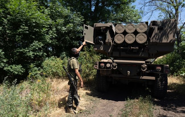 ВСУ уничтожили в Луганске воинскую часть и склад боеприпасов оккупантов