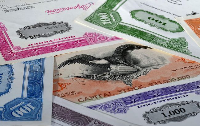 Нацкомиссия по ценным бумагам допустила к обращению канадские облигации в поддержку Украины