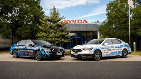 Ради безопасности: Honda забралась водителям в голову