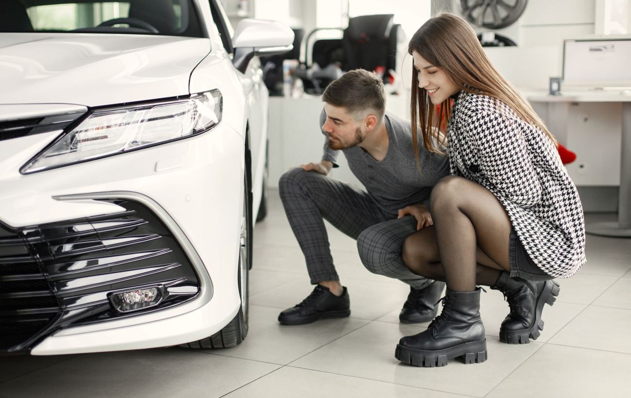 Не тільки ціна і дизайн: експерт сказав, на що дивитися перед купівлею авто