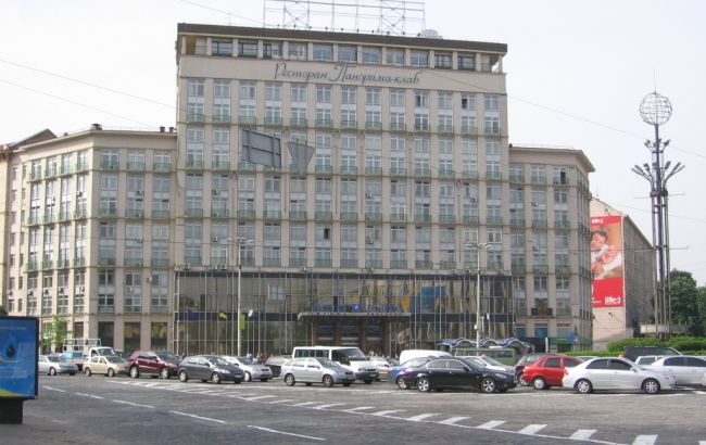 Киевскую гостиницу "Днипро" передали на приватизацию