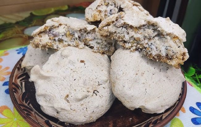 Хрустящее белковое печенье с орехами и кокосом: простой рецепт, если остались белки