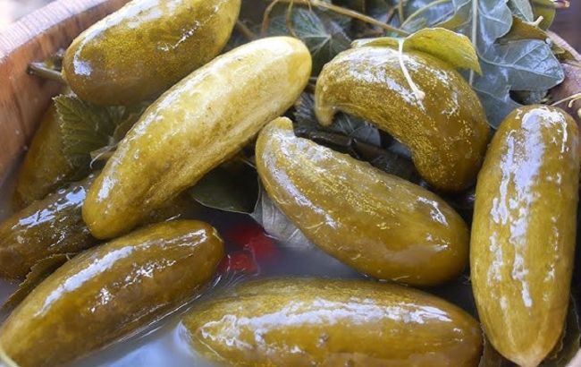 Настоящие бочковые хрустящие огурцы: простой секрет ферментации, как у бабушки