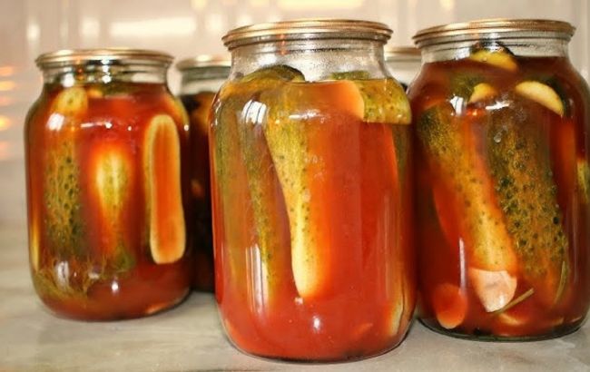 Маринованные огурцы с кетчупом по этому рецепту получаются просто супер