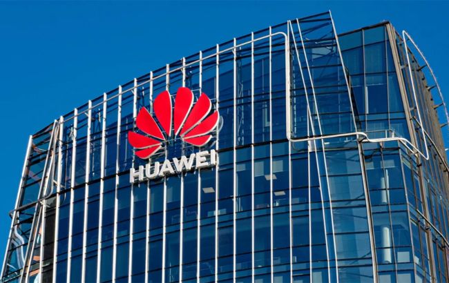 Huawei выключил поддержку российских банковских карт "Мир"
