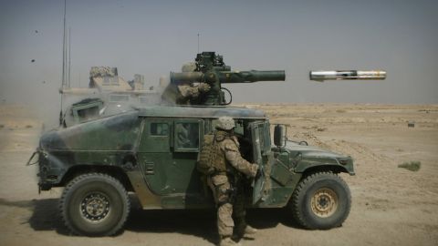 Україна може отримати від США броньовані "Хаммери" з новим ракетним комплексом