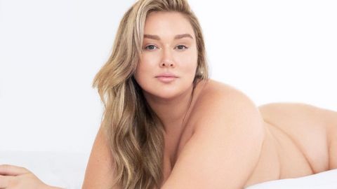 Самая популярная модель plus-size показывает фото, которые заставят вас переосмыслить отношение к своему телу