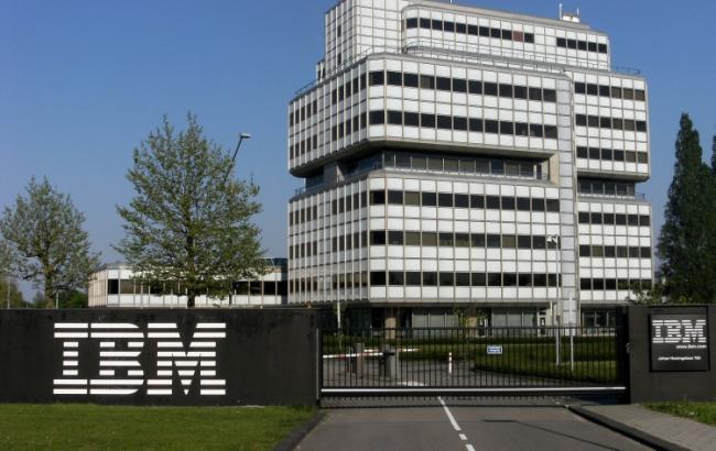 Квартальная выручка IBM достигла минимума за 14 лет