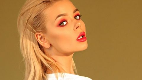 По-весеннему яркая: Алина Гросу восхитила эффектным спортивным look'ом