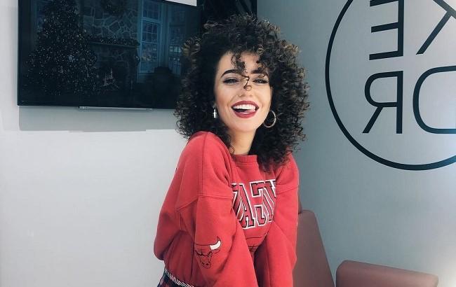 "Кучерява Сью": у мережі обговорюють нову зачіску Наді Дорофєєвої