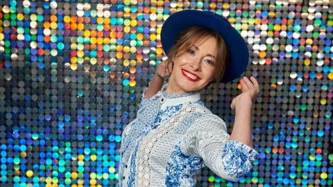 Стильные и очень красивые: счастливая Елена Кравец вышла в свет с дочерью