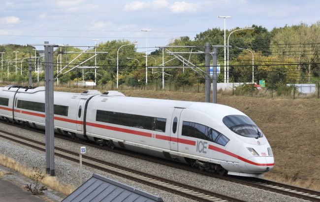 Рух швидкісних поїздів між Брюсселем і Парижем зупинено через диверсію