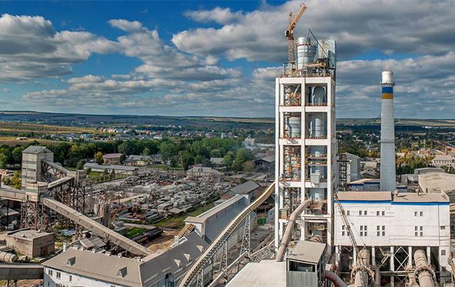 В Івано-Франківській області запустили нову лінію цементного заводу