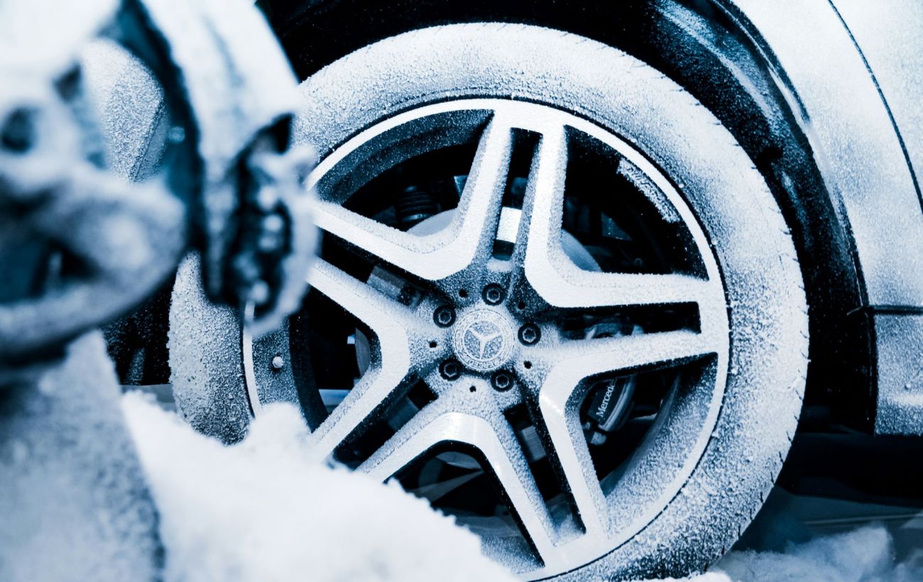 Спустило колесо без проколу: як таке можливо і що робити