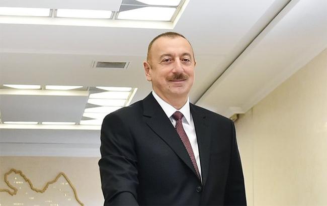 Алиев победил на президентских выборах в Азербайджане