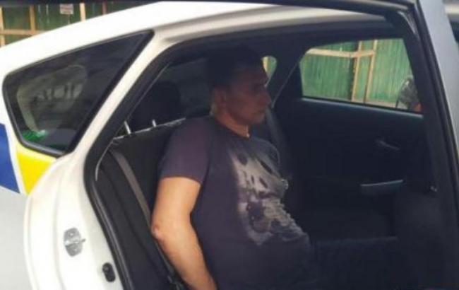 В столице автовор угнал машину у матери с ребенком