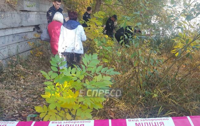 В Киеве возле Галерного залива прогремел взрыв, есть пострадавший