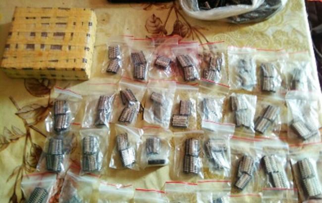 У Донецькій області затримали групу шахраїв