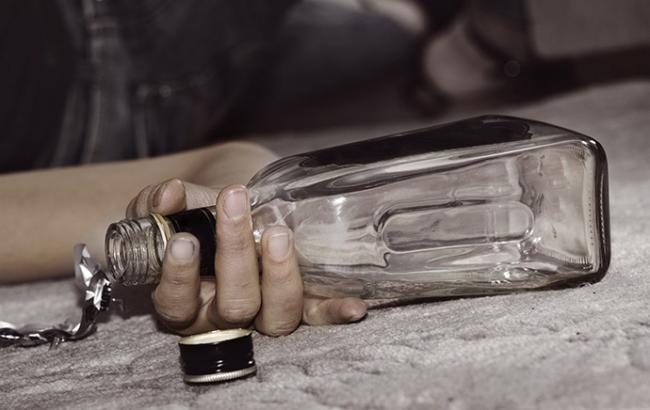 В Рівненській області в результаті отруєння алкоголем загинув місцевий мешканець