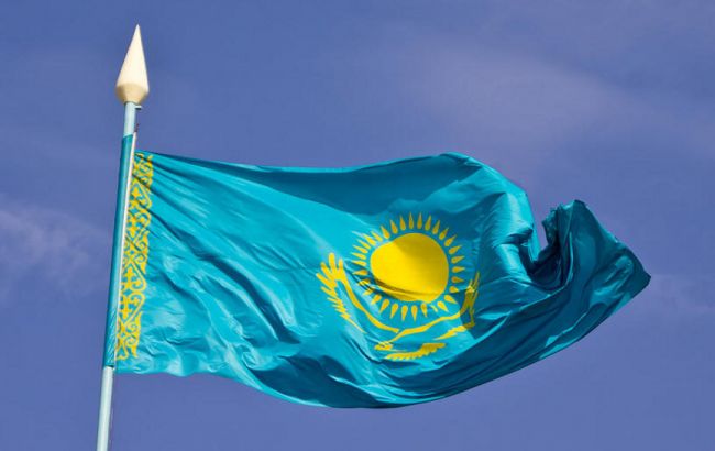 Казахстан поменяет основные маршруты доставки грузов из-за санкций РФ