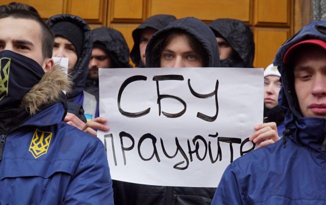 "Национальный корпус" требует ареста Медведчука