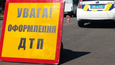 Під Херсоном рятувальник влаштував смертельну ДТП: вилетів на зустрічну і протаранив авто