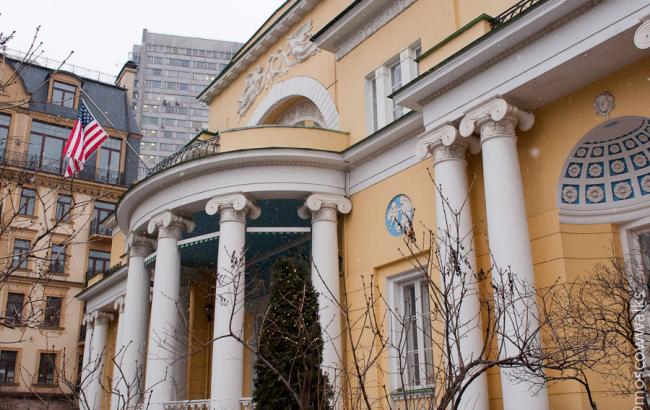 Россия может арестовать резиденции американского посла в Москве, - источники
