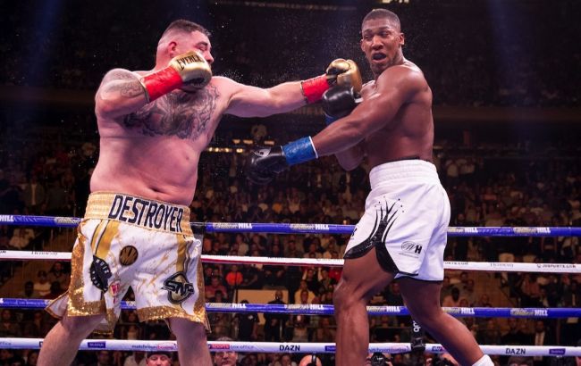 Джошуа і Руїс провели відкрите тренування перед реваншем