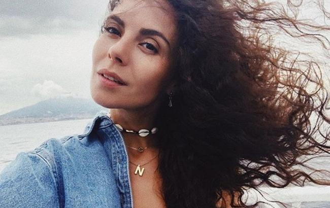 В ночной рубашке: Каменских поразила фанатов внешним видом