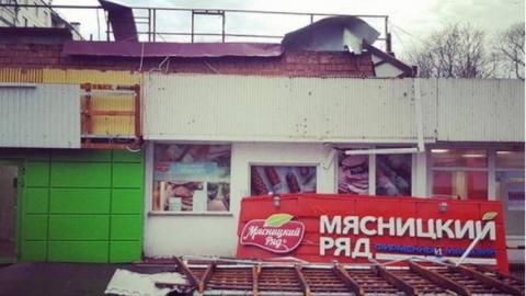 Бак-вбивця звалився "на голови" дітей в Москві (фото, відео)