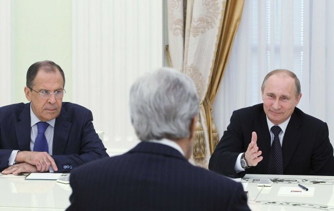 Путин и Керри не будут обсуждать санкции на встрече 12 мая, - Песков