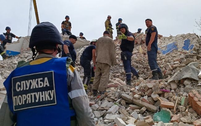 Из-под завалов в Часовом Яру достали тело еще одного погибшего: сколько всего жертв