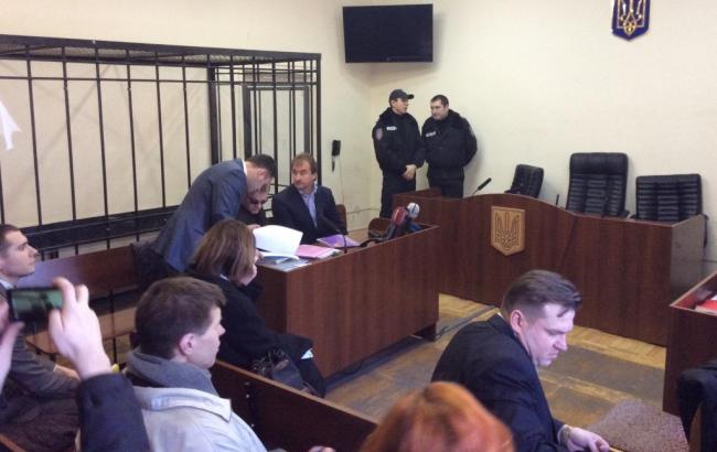 Суд приступив до розгляду справи проти екс-глави КМДА Попова