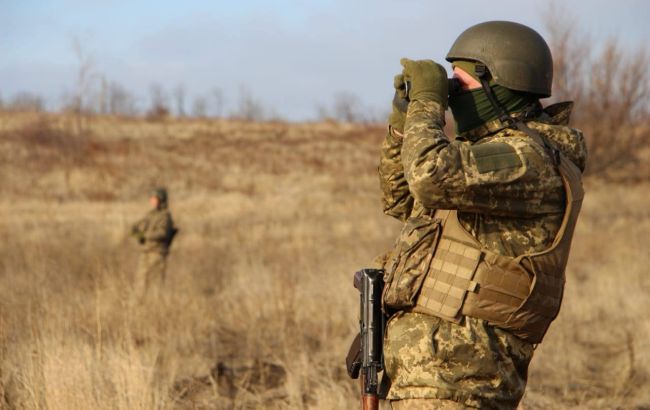 Боевики на Донбассе обстреляли наблюдательный пункт, есть погибший и раненый