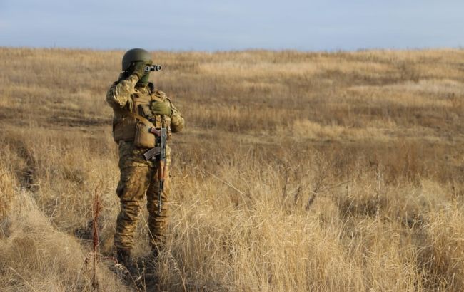 На Донбассе от выстрела снайпера боевиков погиб военный