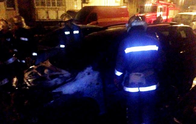 В Одесской области ночью сгорели три автомобиля