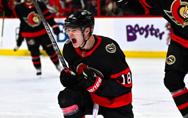 Форвард "Оттавы" с голом в последней атаке возглавил топ-3 звезд вечера НХЛ: видео